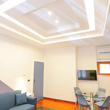 Ersilia Chiaia Apartment Naples